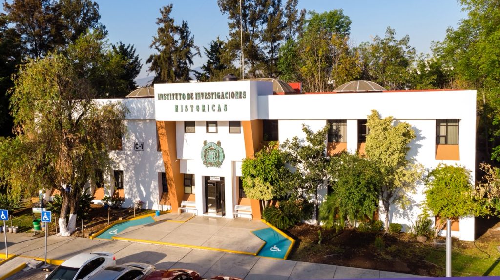 La Universidad Michoacana fomenta la preservación de la lengua purépecha